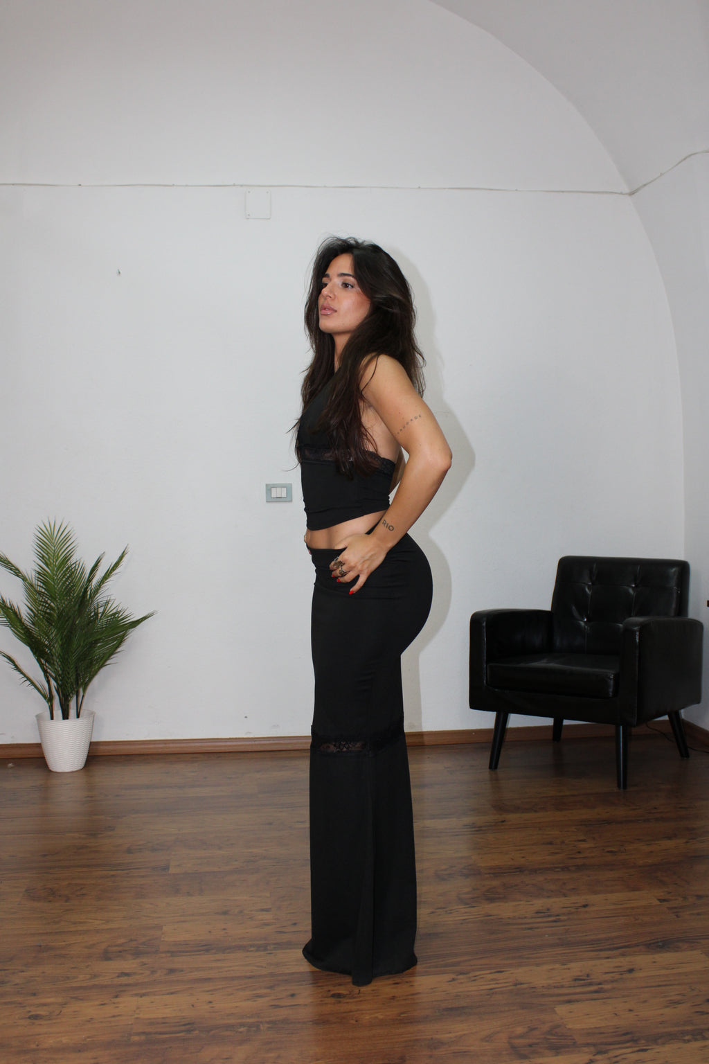 Set Megan black