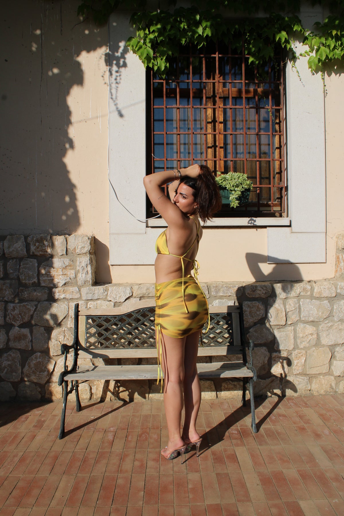 Costume Malaga giallo