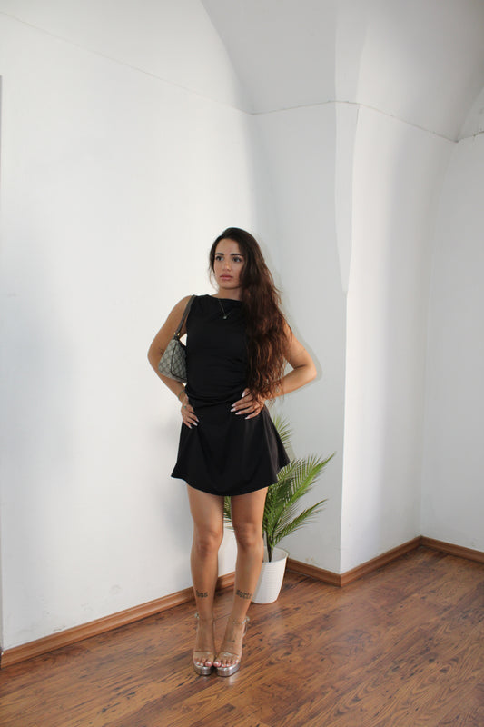 DRESS SIMPLE