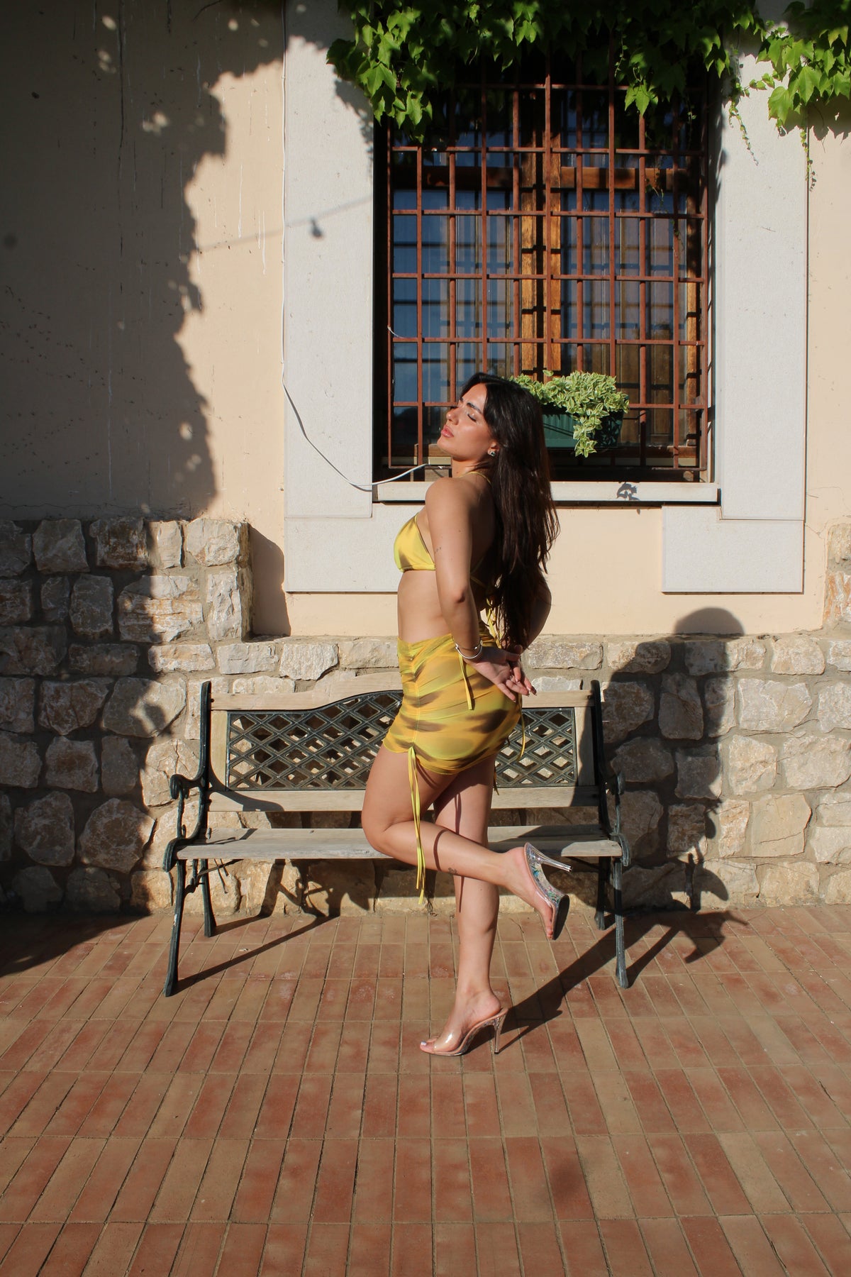 Costume Malaga giallo